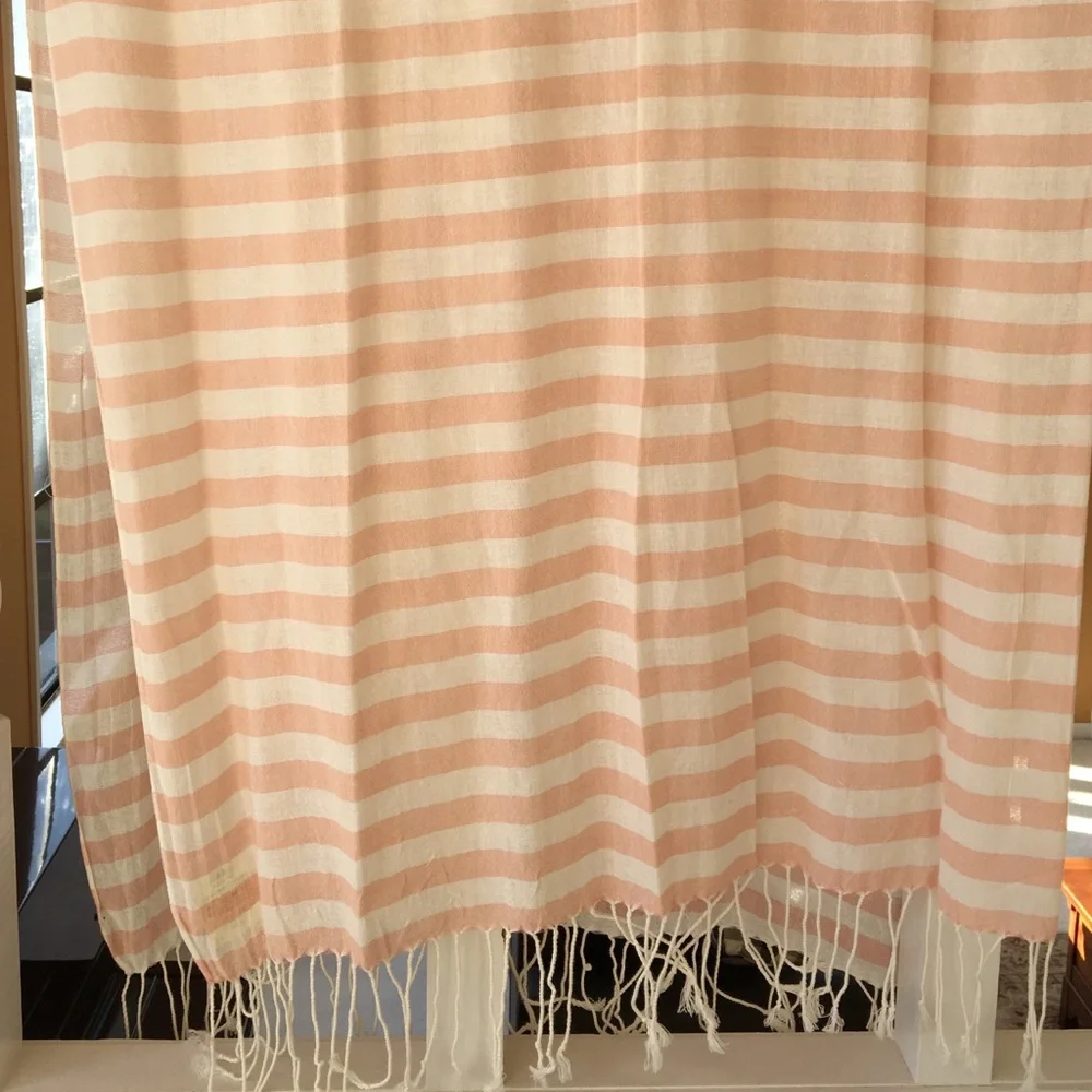 🆕NEW pink & white striped scarf, OS